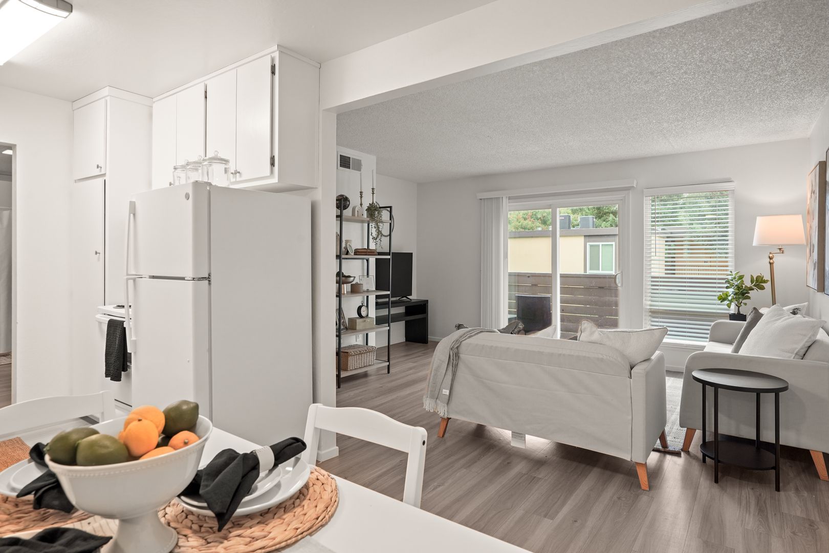 Redwood Tree Apartments 11 of 12