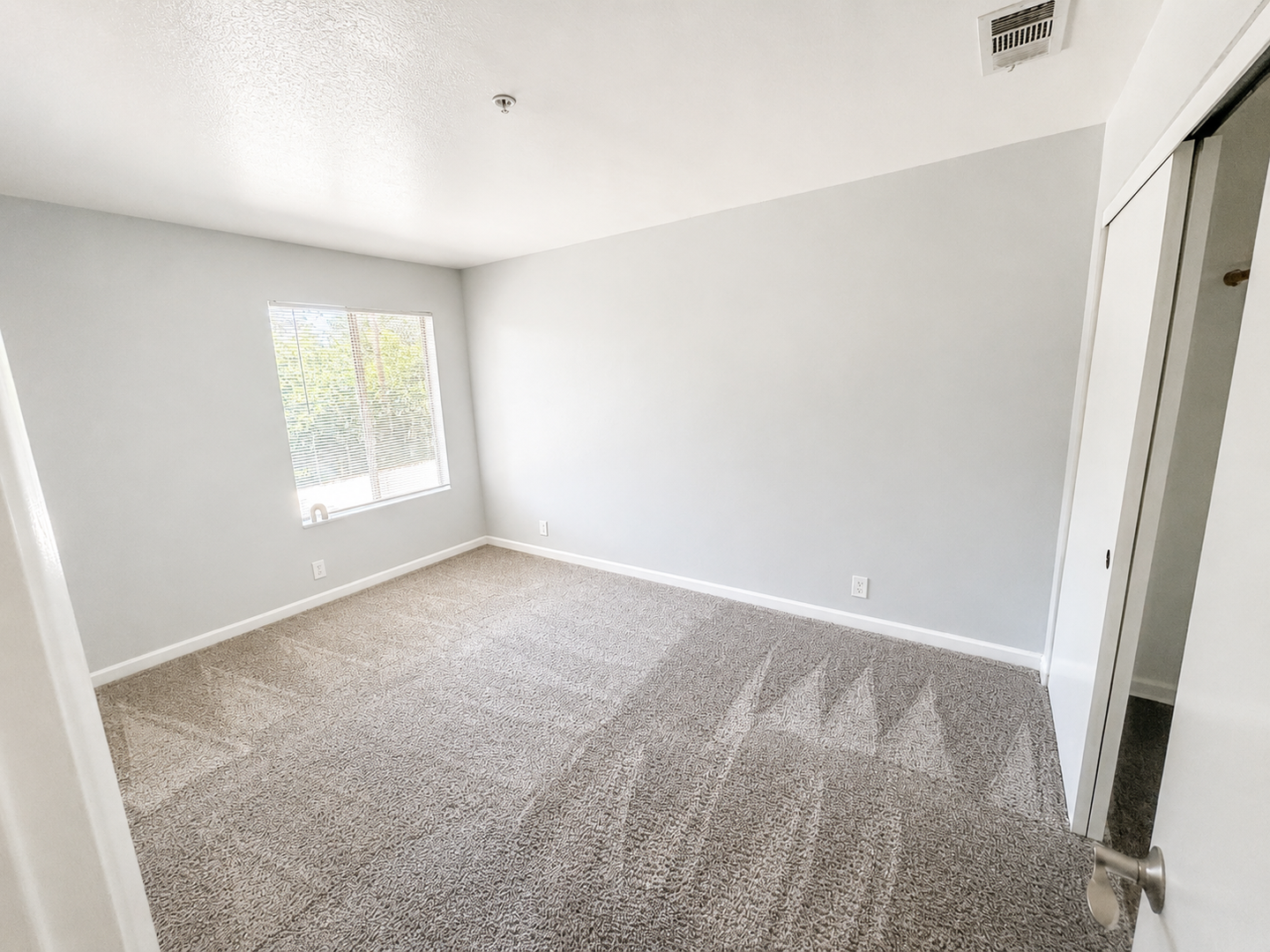 Creekside Apartments 6 of 12