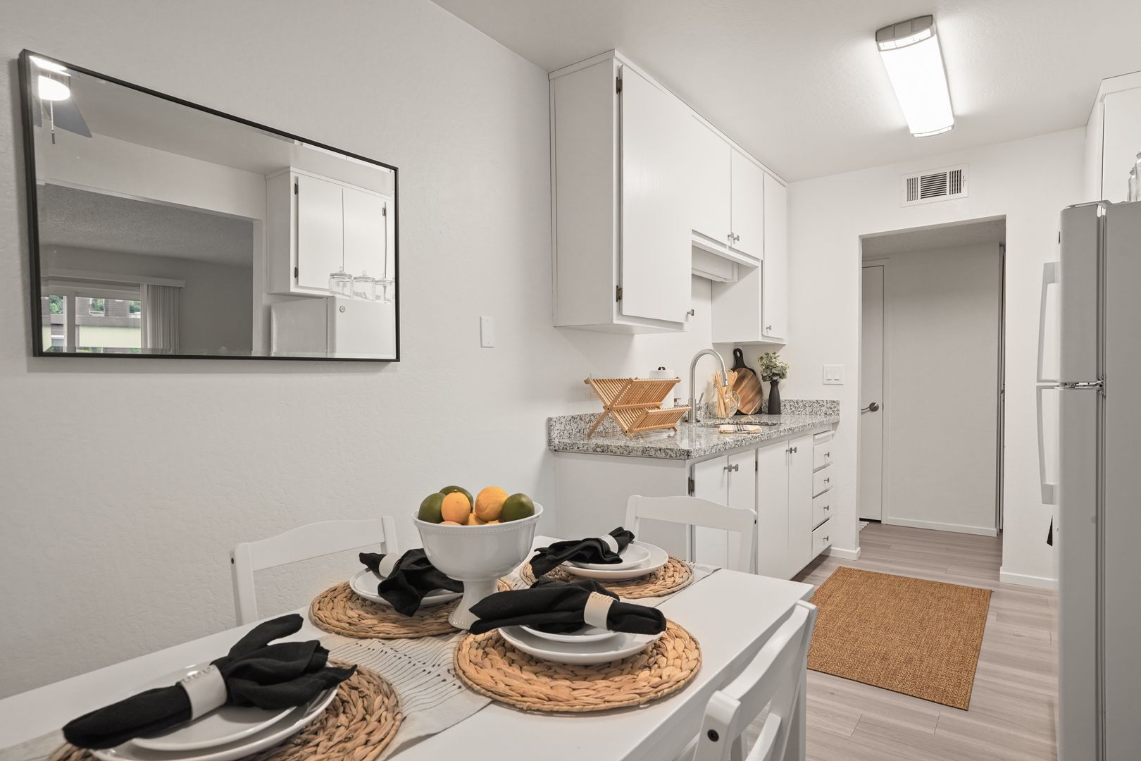 Redwood Tree Apartments 10 of 12