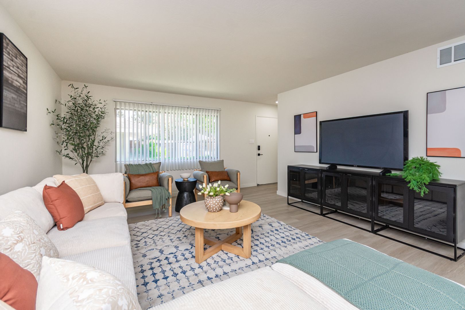 Stockton Apartment: 1223 Stratford Circle