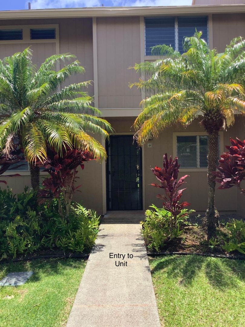 Pearl City House: 98-852 Noelani  # 49