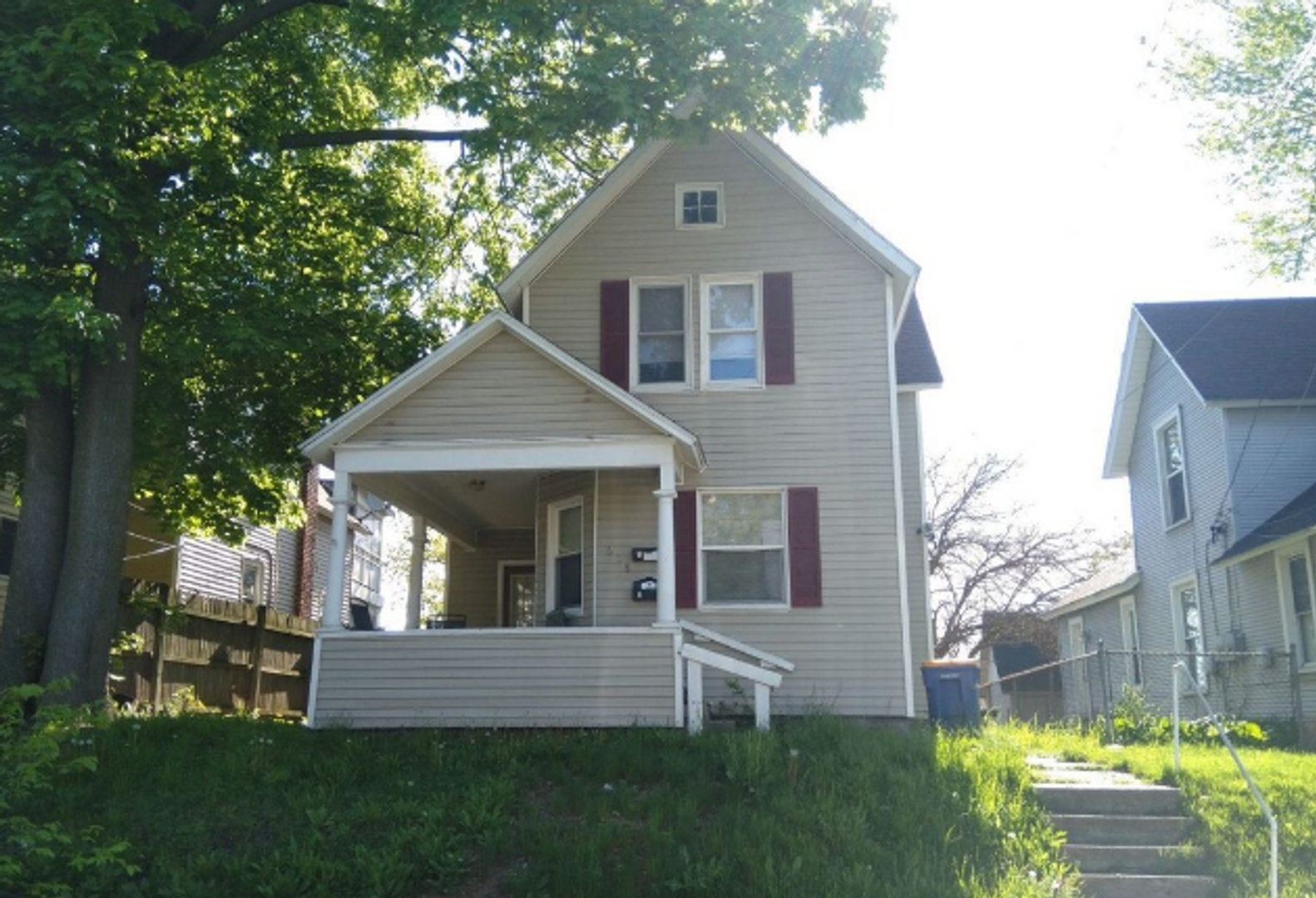 Grand Rapids Apartment: 616 Pine Ave NW