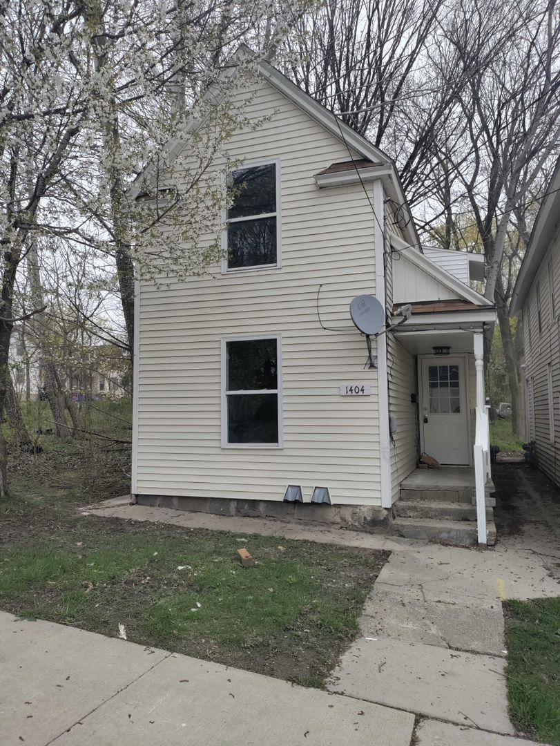 Grand Rapids House: 1404 North Ave NE