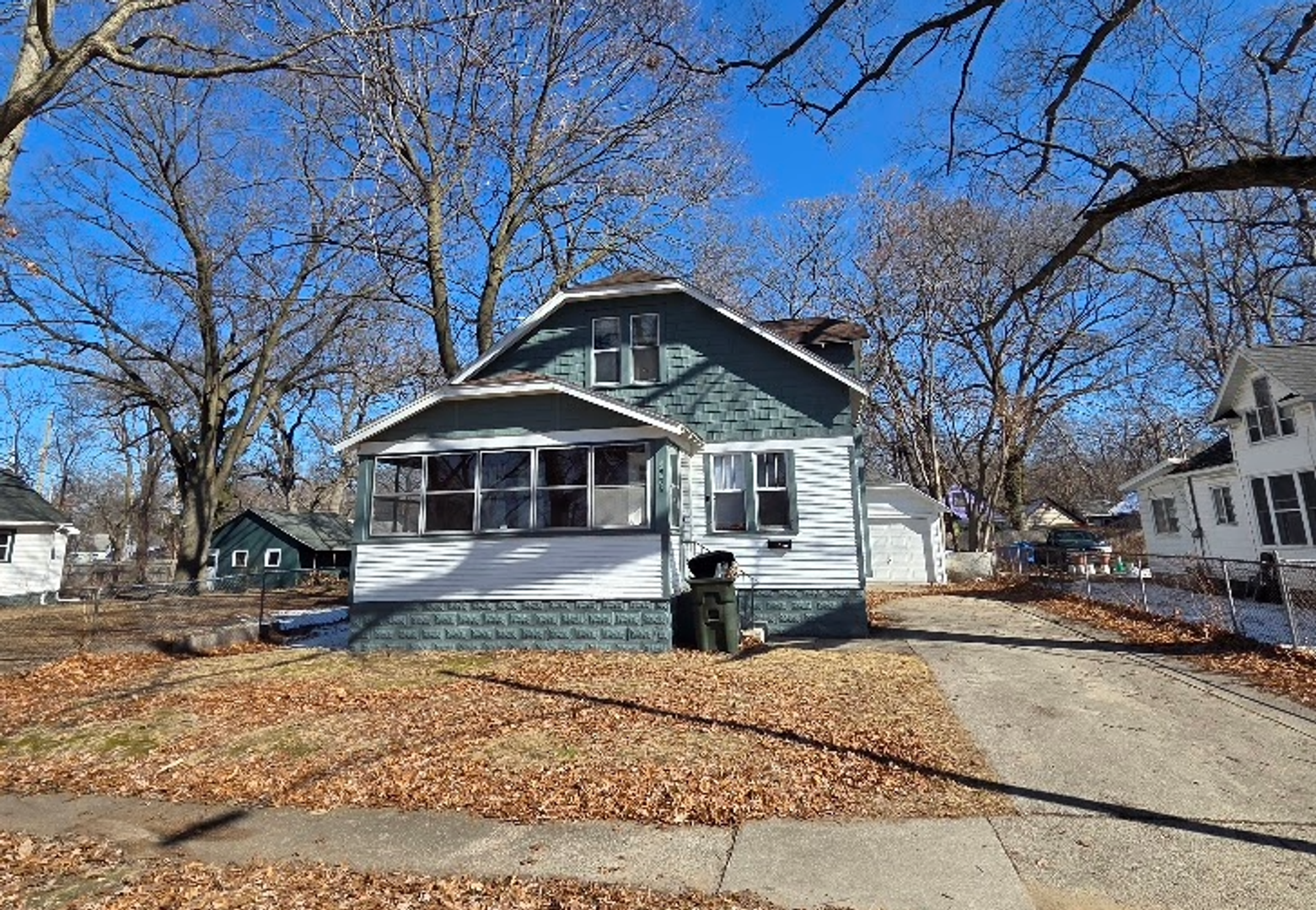 Muskegon Apartment: 1938 Clinton St