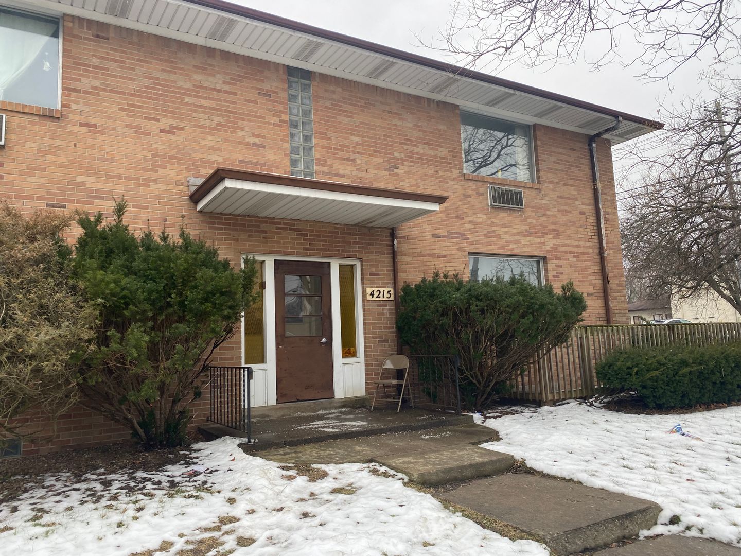 Lansing Apartment: 4215 Glenwood Ave