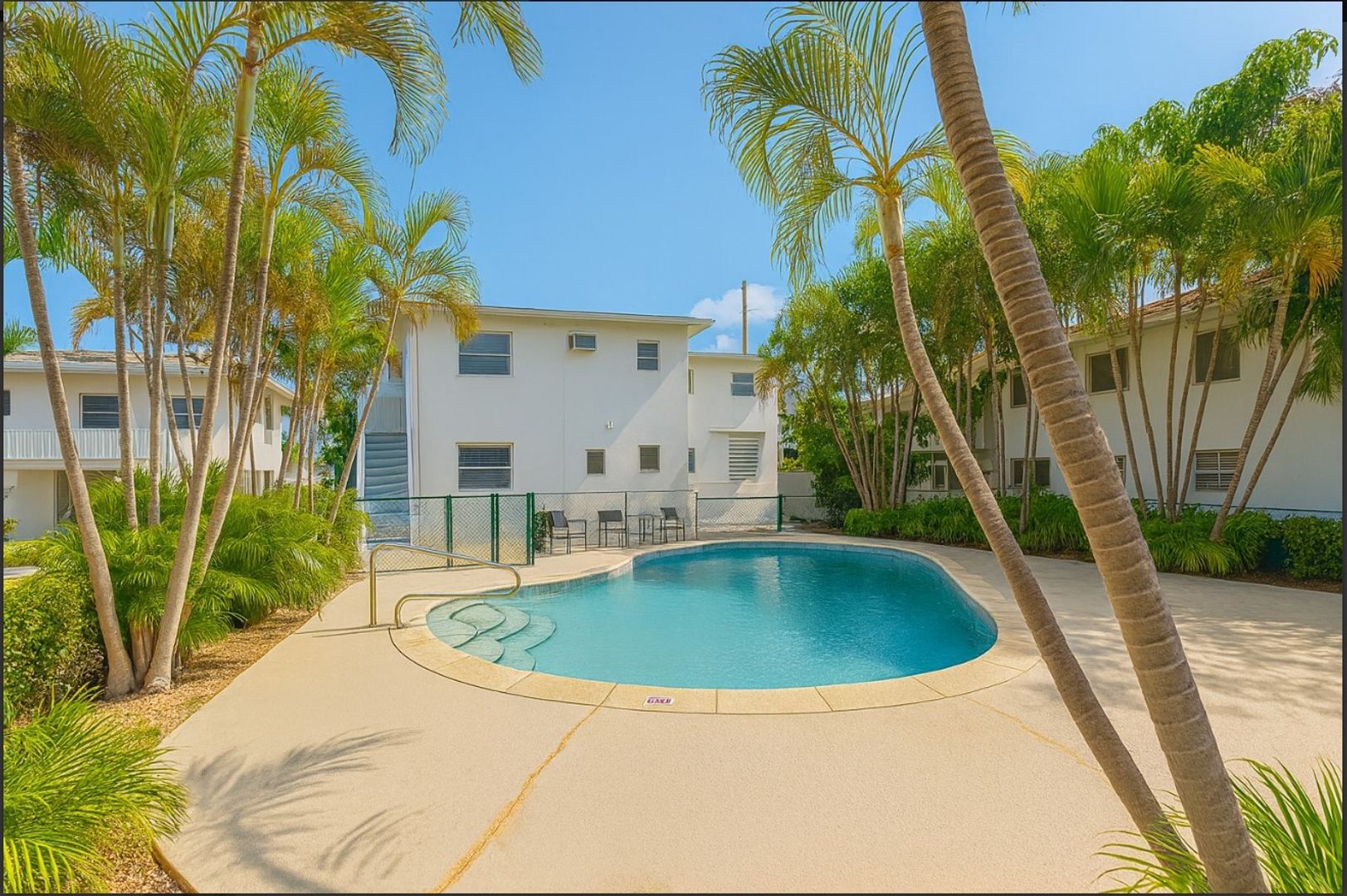 Miami Apartment: 3162-3170 SW 16 Th Street