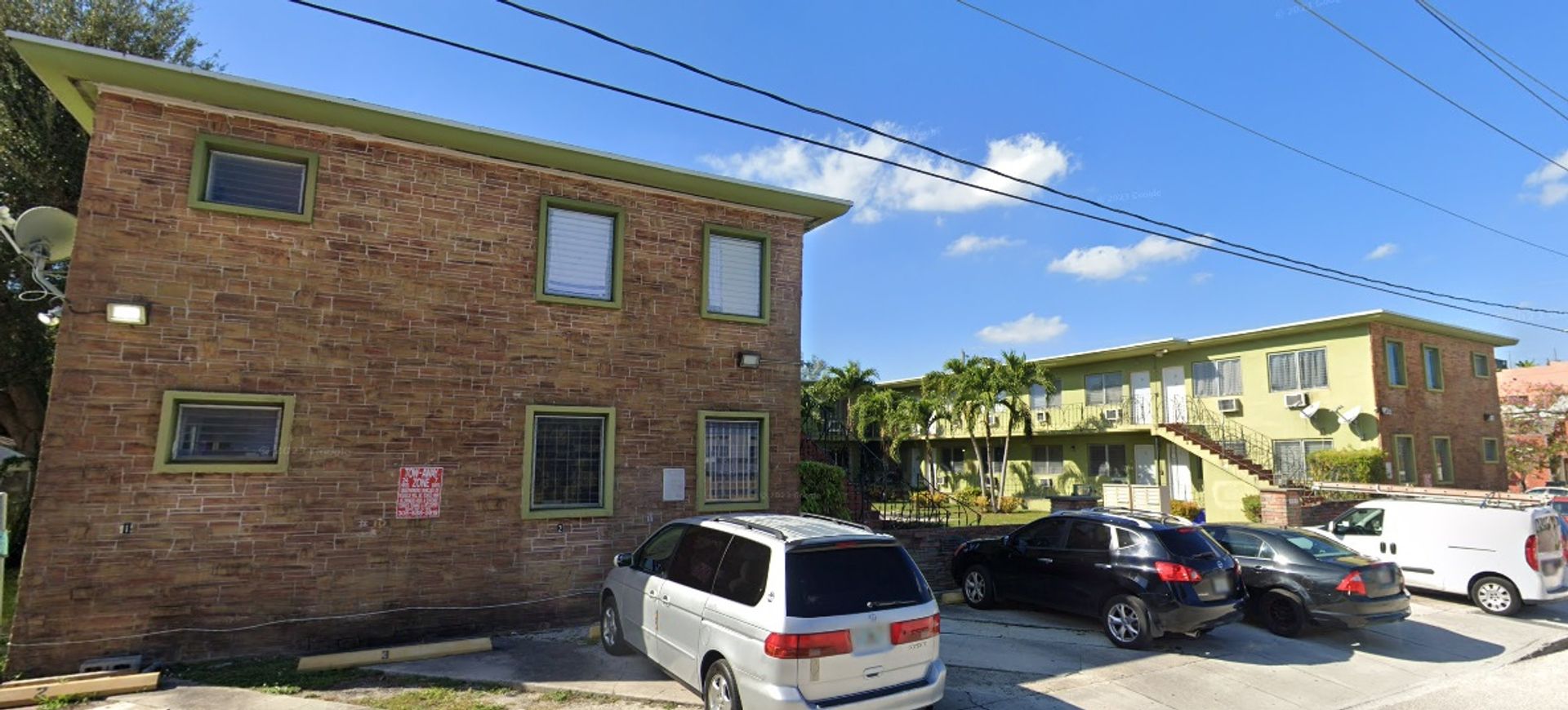 600 SW 9 AVE