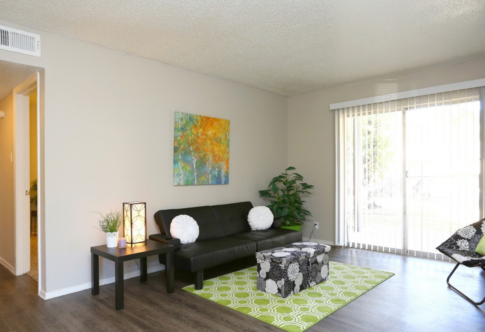 Bryan Apartment: 3301 Providence Ave