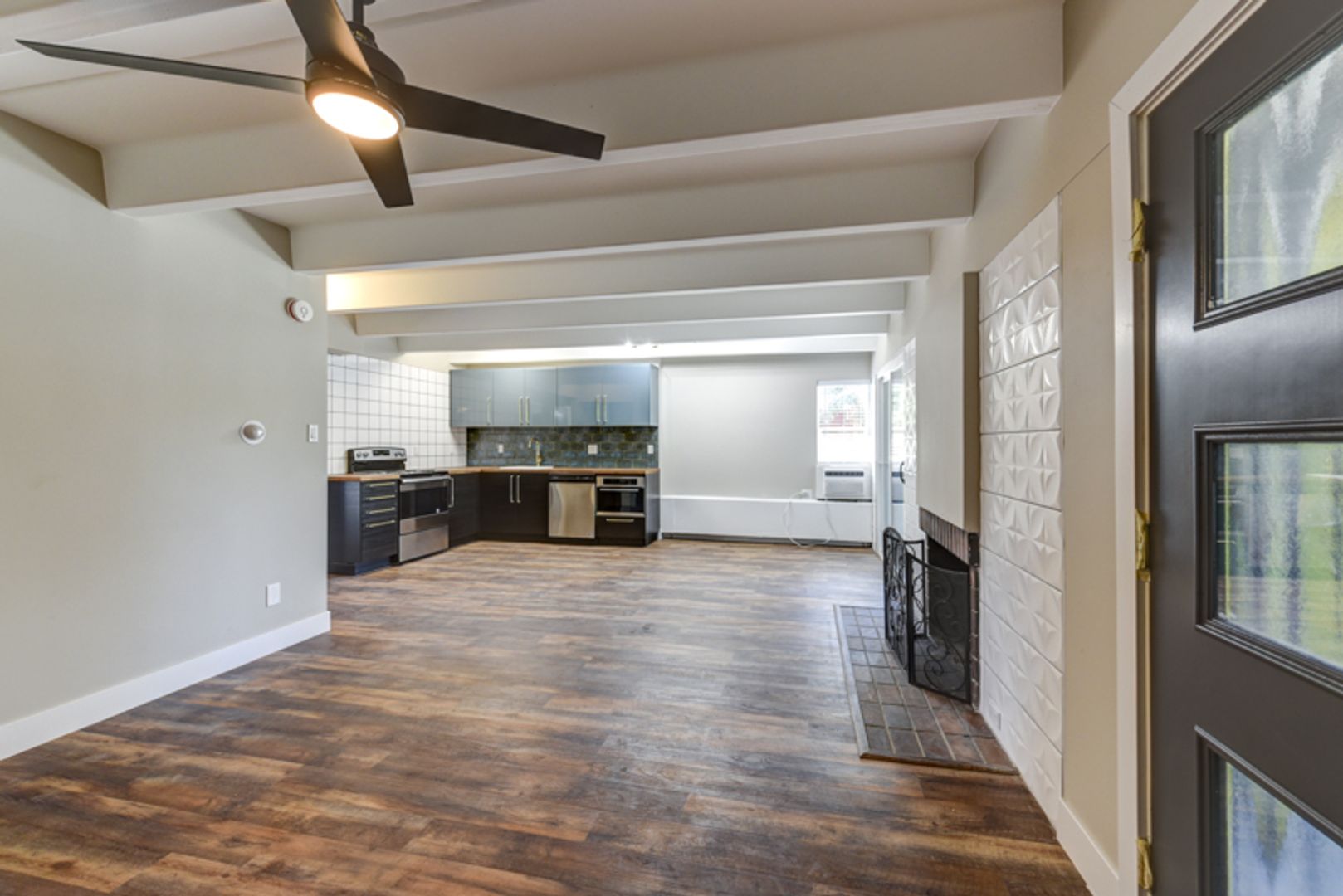Denver Apartment: 1380 Steele St.