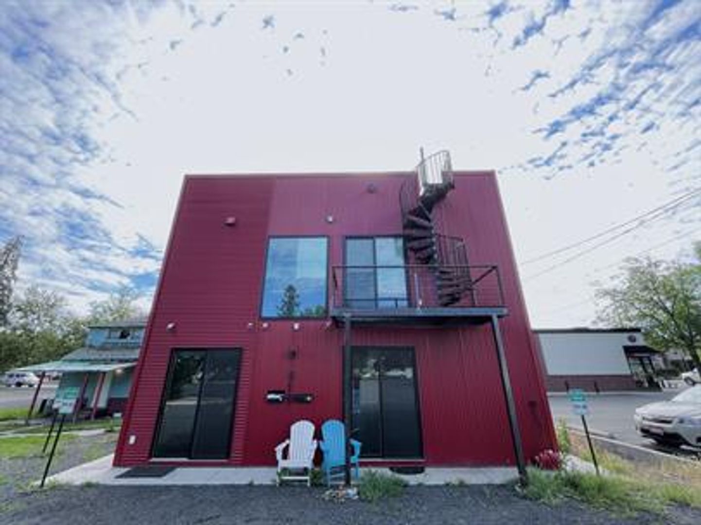 Moscow Apartment: 519 South Jackson Street