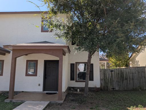 Royal Ridge Townhome!! – photo 1