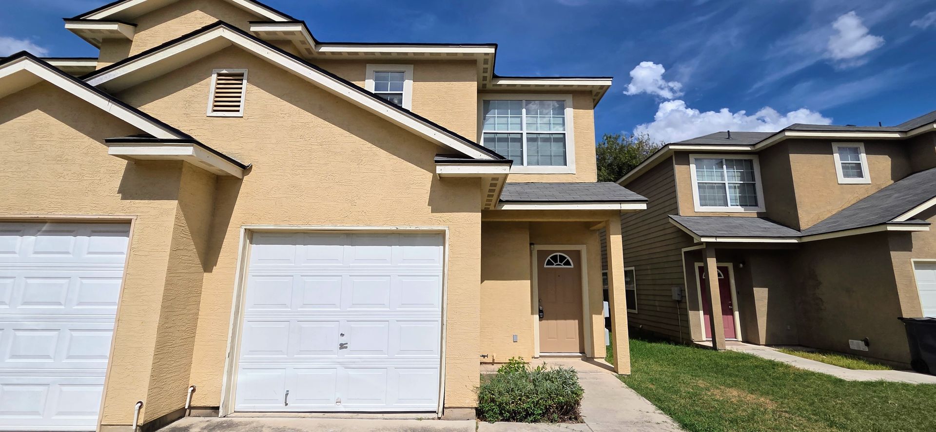 San Antonio Townhome: 8611 Kingsbury View