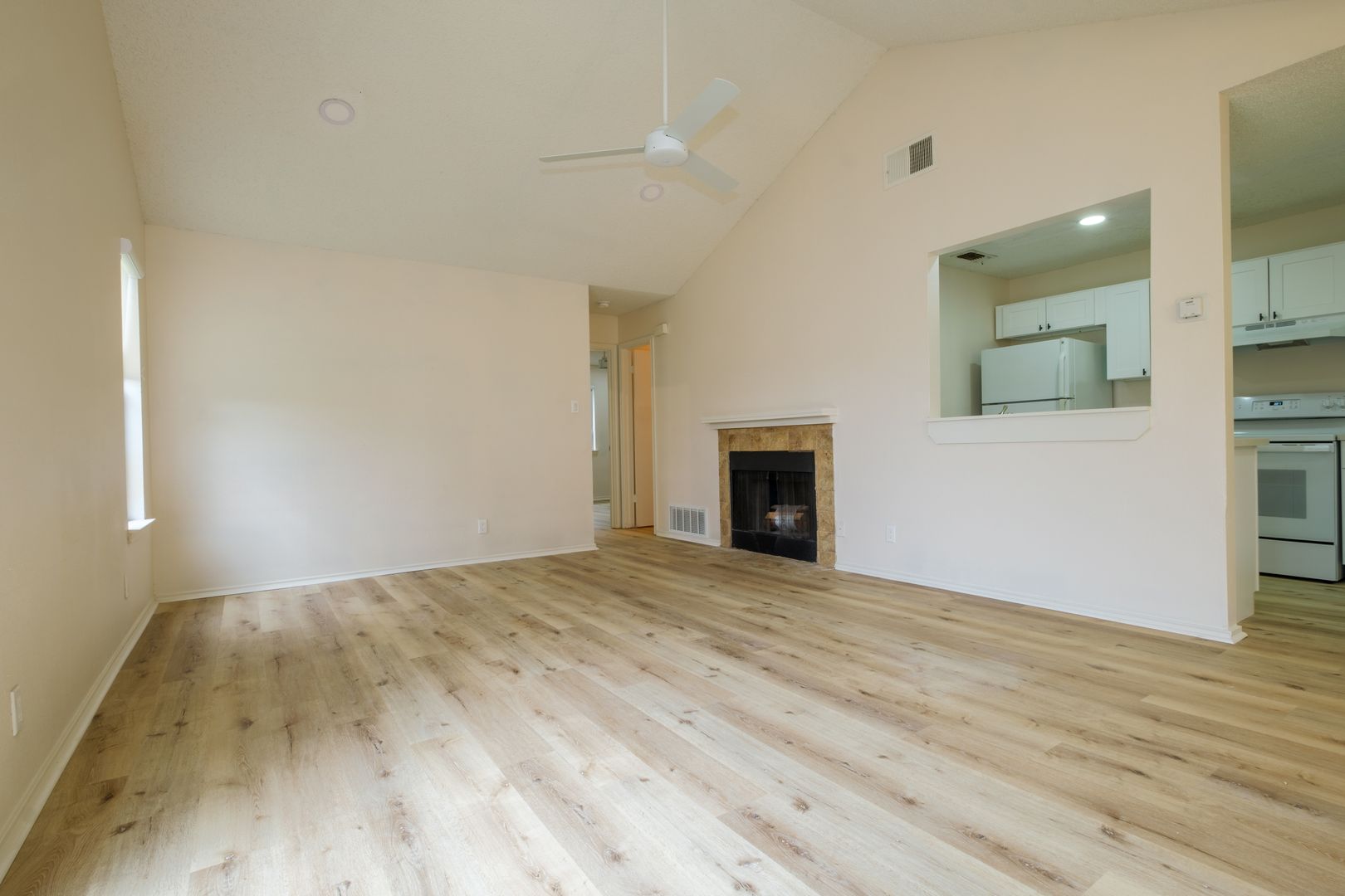 San Antonio House: 7003 Silver Canyon