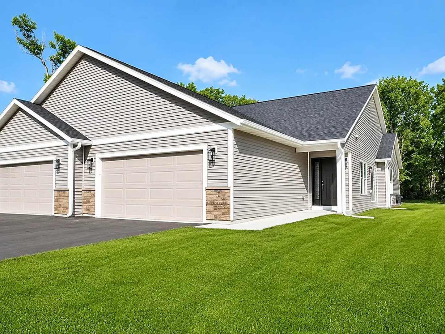 Beloit House: 2241 Haborn Drive