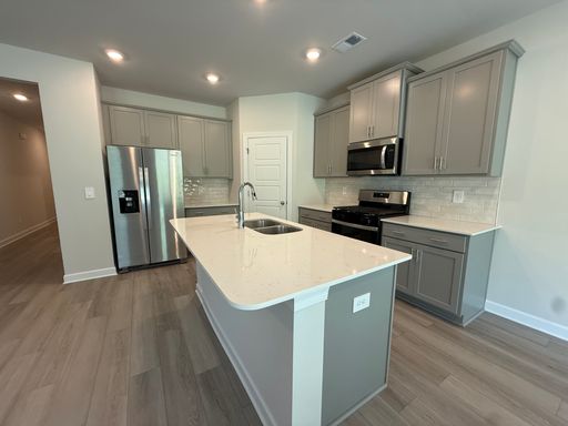 Listing photo thumbnail