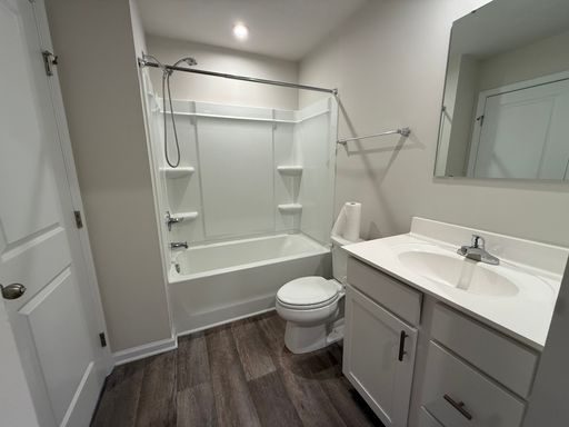 Listing photo thumbnail