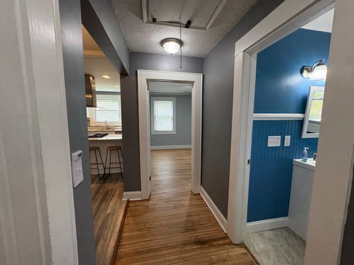 Listing photo thumbnail