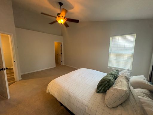 Listing photo thumbnail