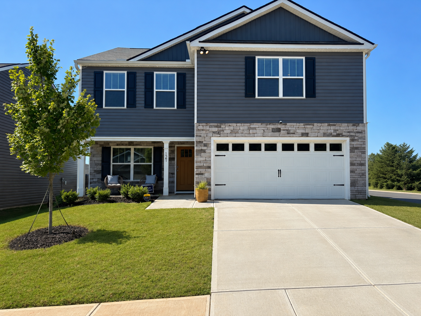 Fountain Inn House: 121 Roocroft Court