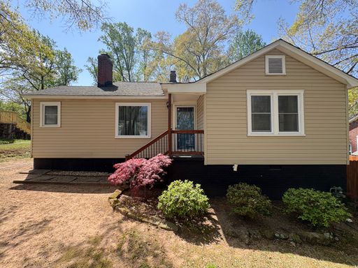 Listing photo thumbnail