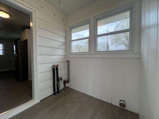 Listing photo thumbnail