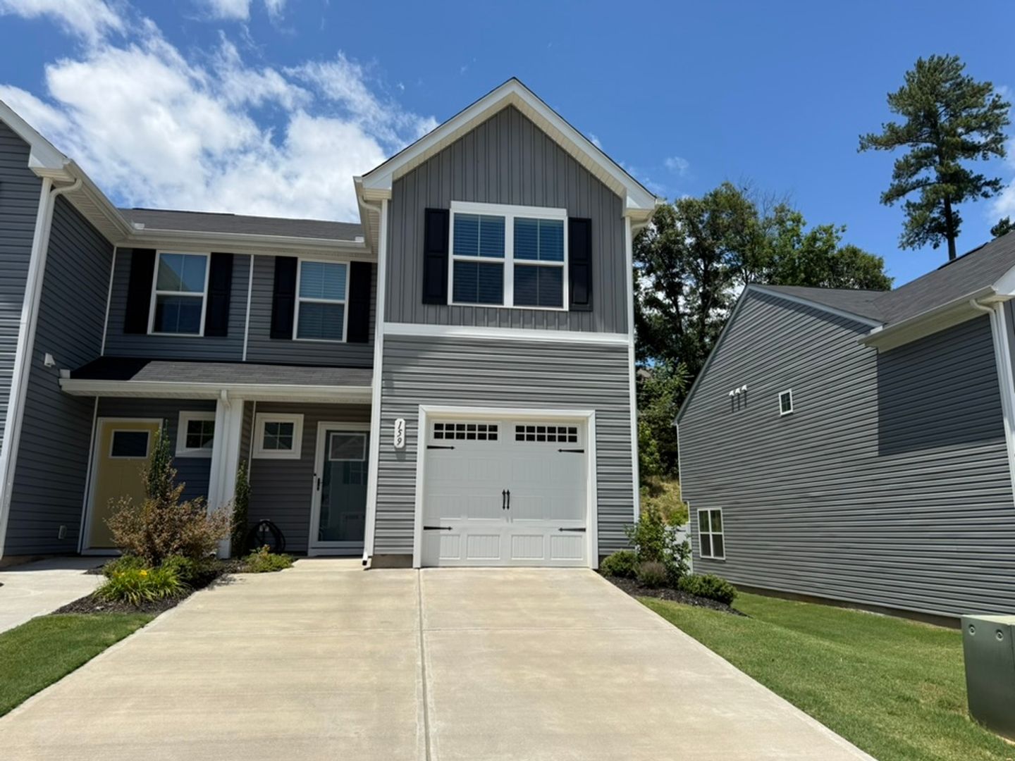 Greenville House: 159 Sarnesfield  Way