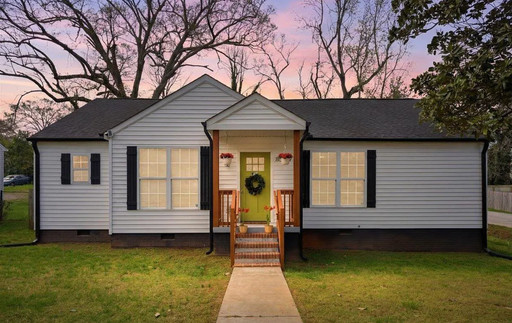 Listing photo thumbnail