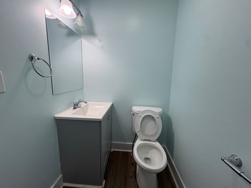 Listing photo thumbnail