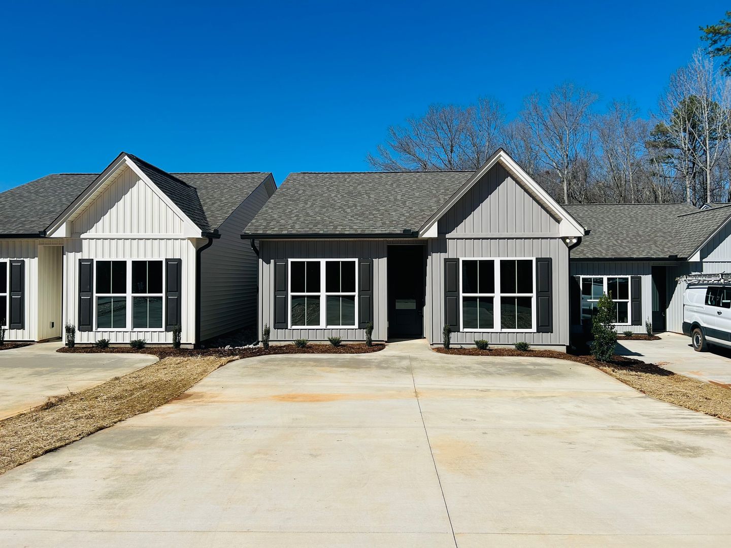 Pelzer Apartment: 188 Mill Street