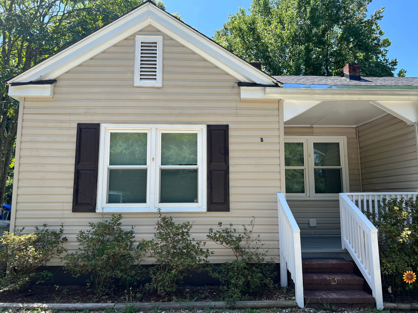 Spartanburg House: 100 Pyle Court