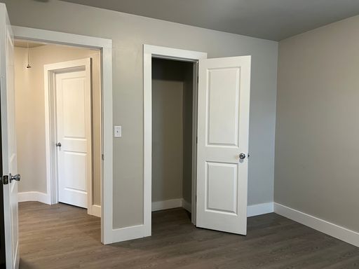 Listing photo thumbnail