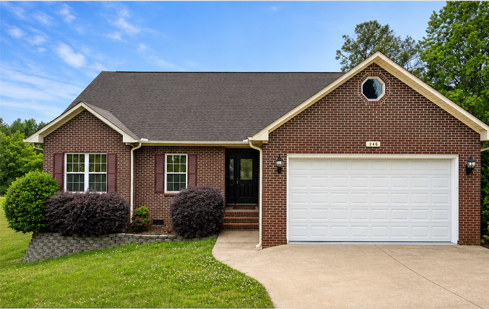 Spartanburg House: 246 Lynhaven Drive