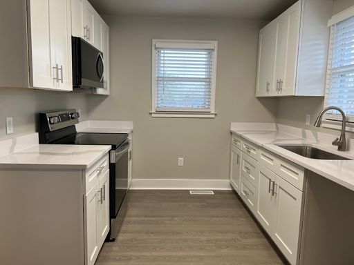 Listing photo thumbnail