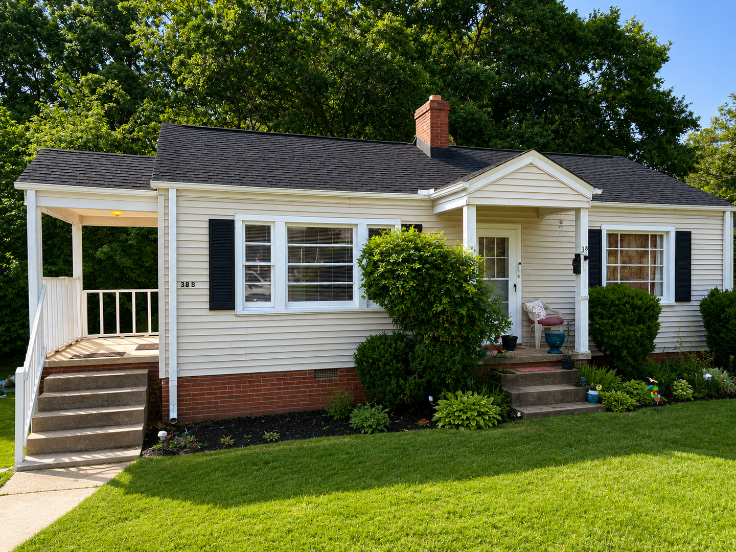 GREENVILLE House: 38B Wallace Street