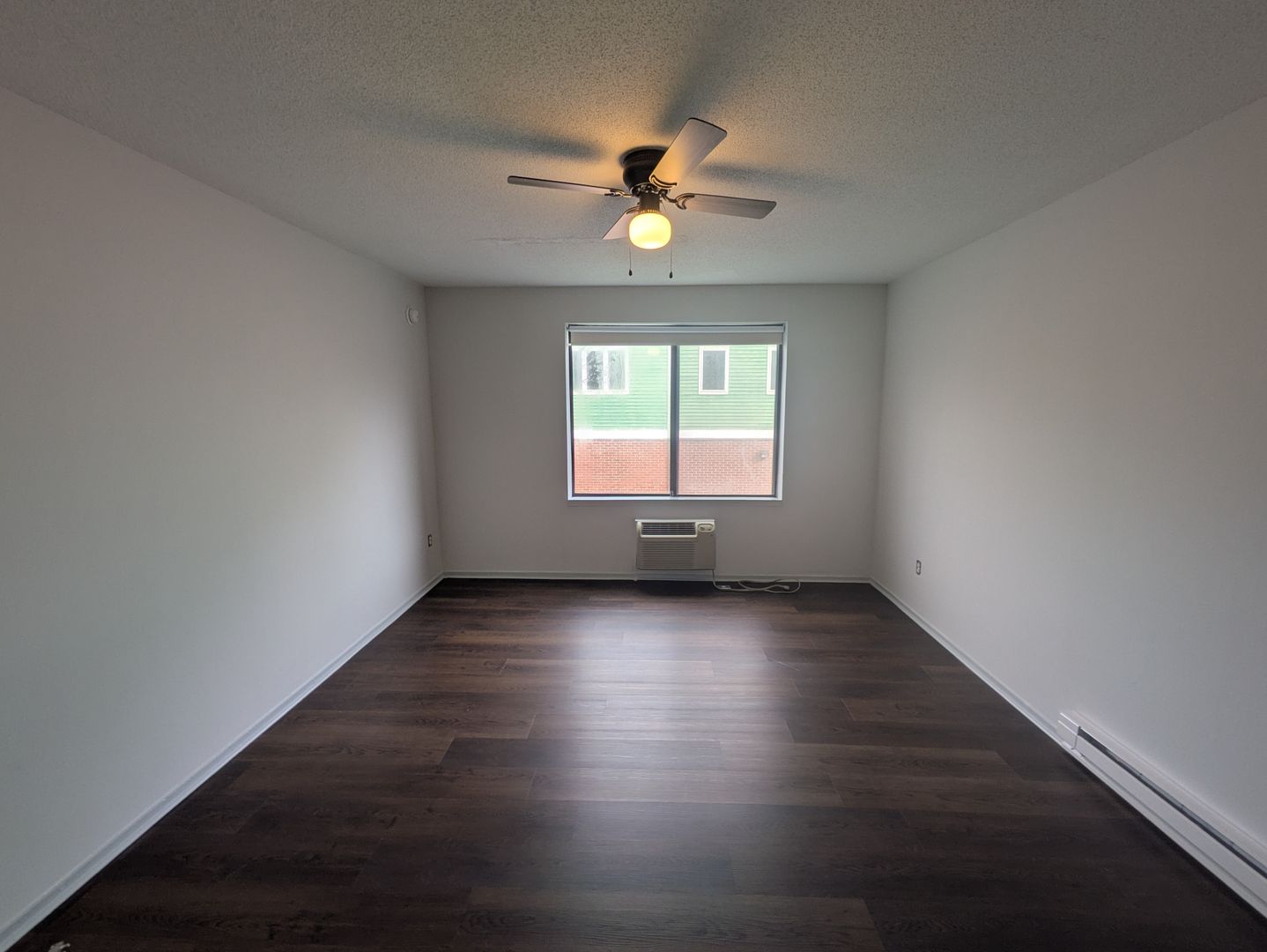 Norwalk Apartment: 289 Main Ave