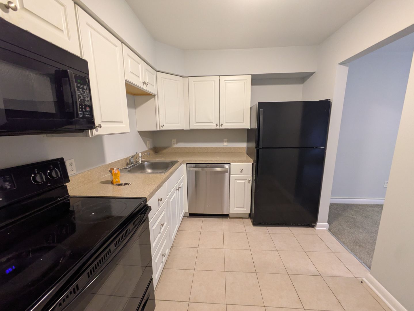 Beacon Falls Apartment: 40 Noe Place