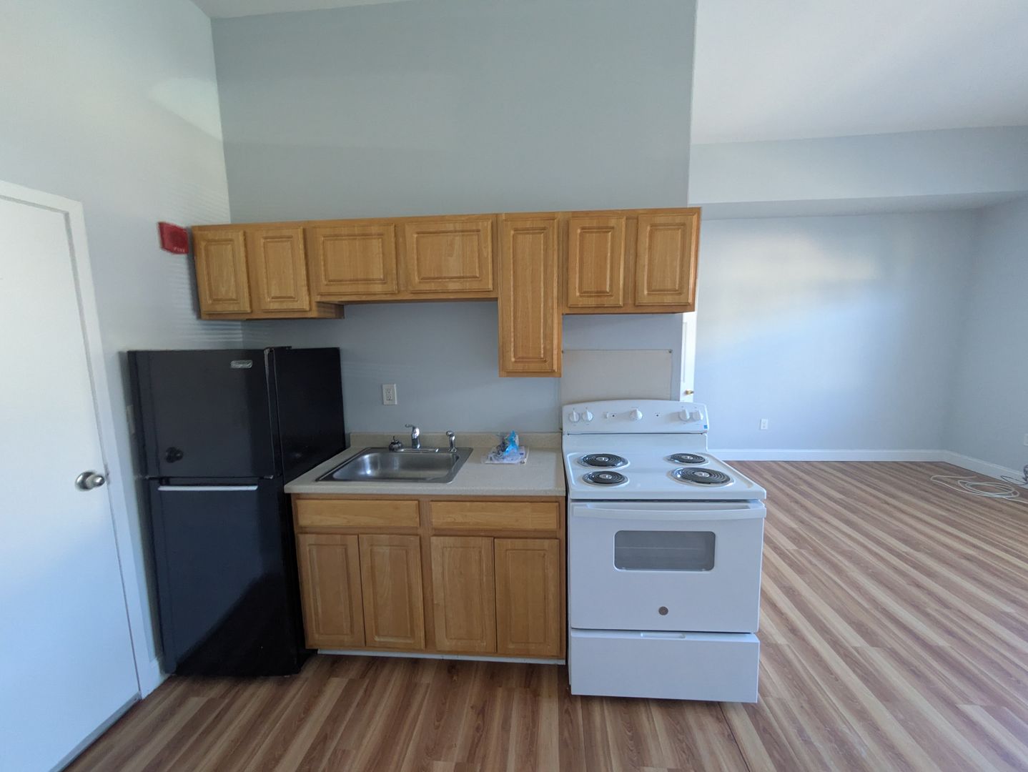 Ansonia Apartment: 36-88 Main St