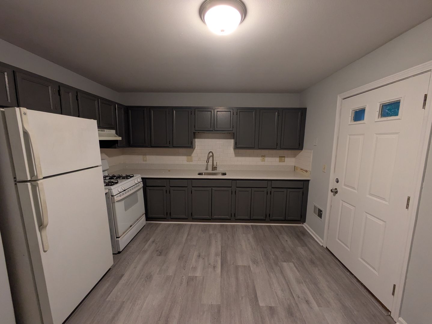West Haven Apartment: 998-1006 Campbell Ave