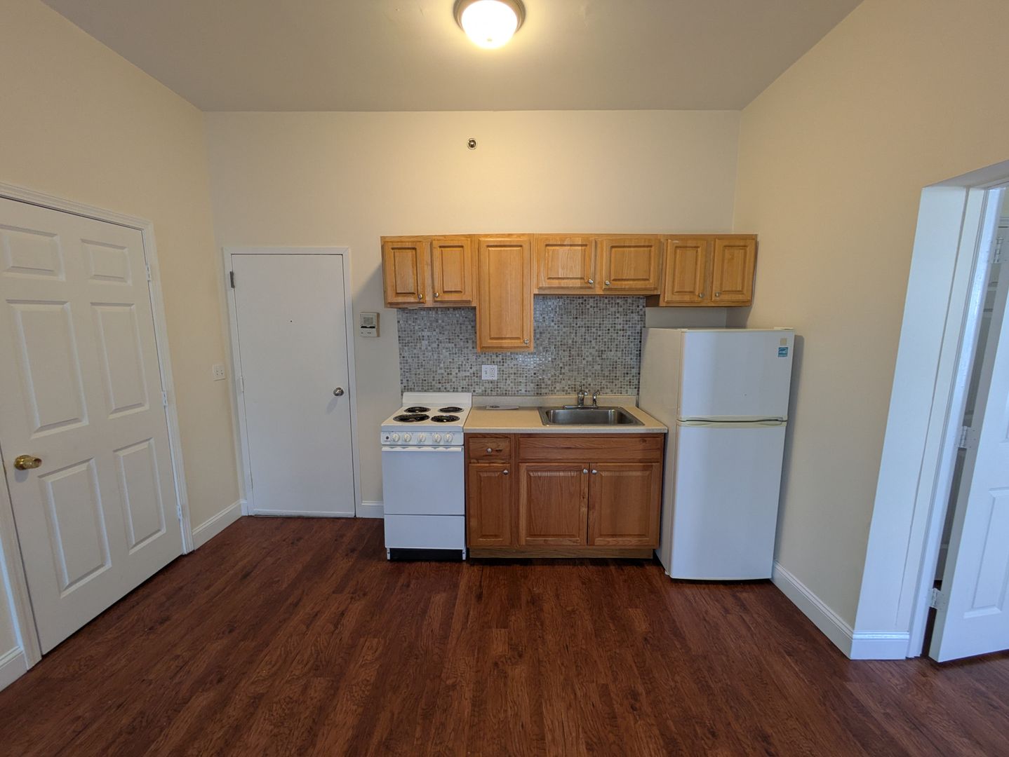 Ansonia Apartment: 36-88 Main St