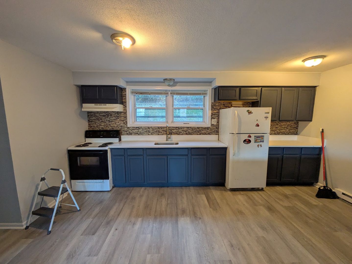 West Haven Apartment: 998-1008 Campbell Ave