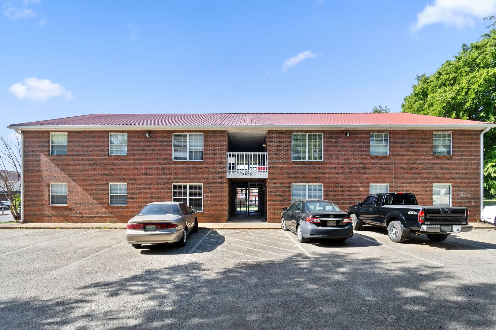Clarksville Apartment: 3855 Northeast Drive