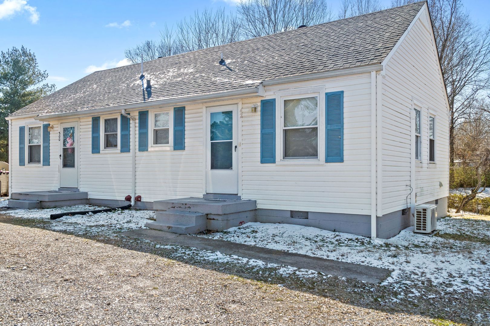 Clarksville Apartment: 42 Maple Street