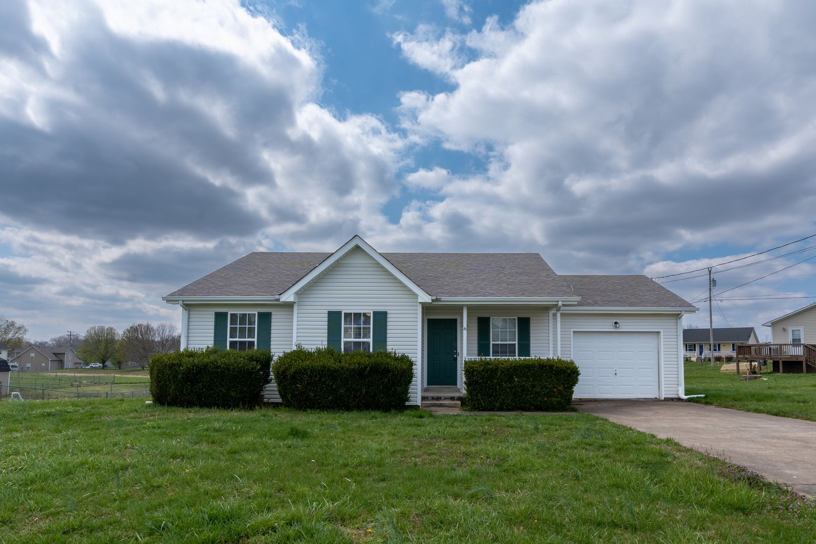 Oak Grove House: 511 Potomac Drive