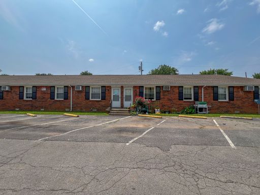 Move-In Specials Available! Affordable 2BR Gem – Space, Style, and Savings! – photo 1