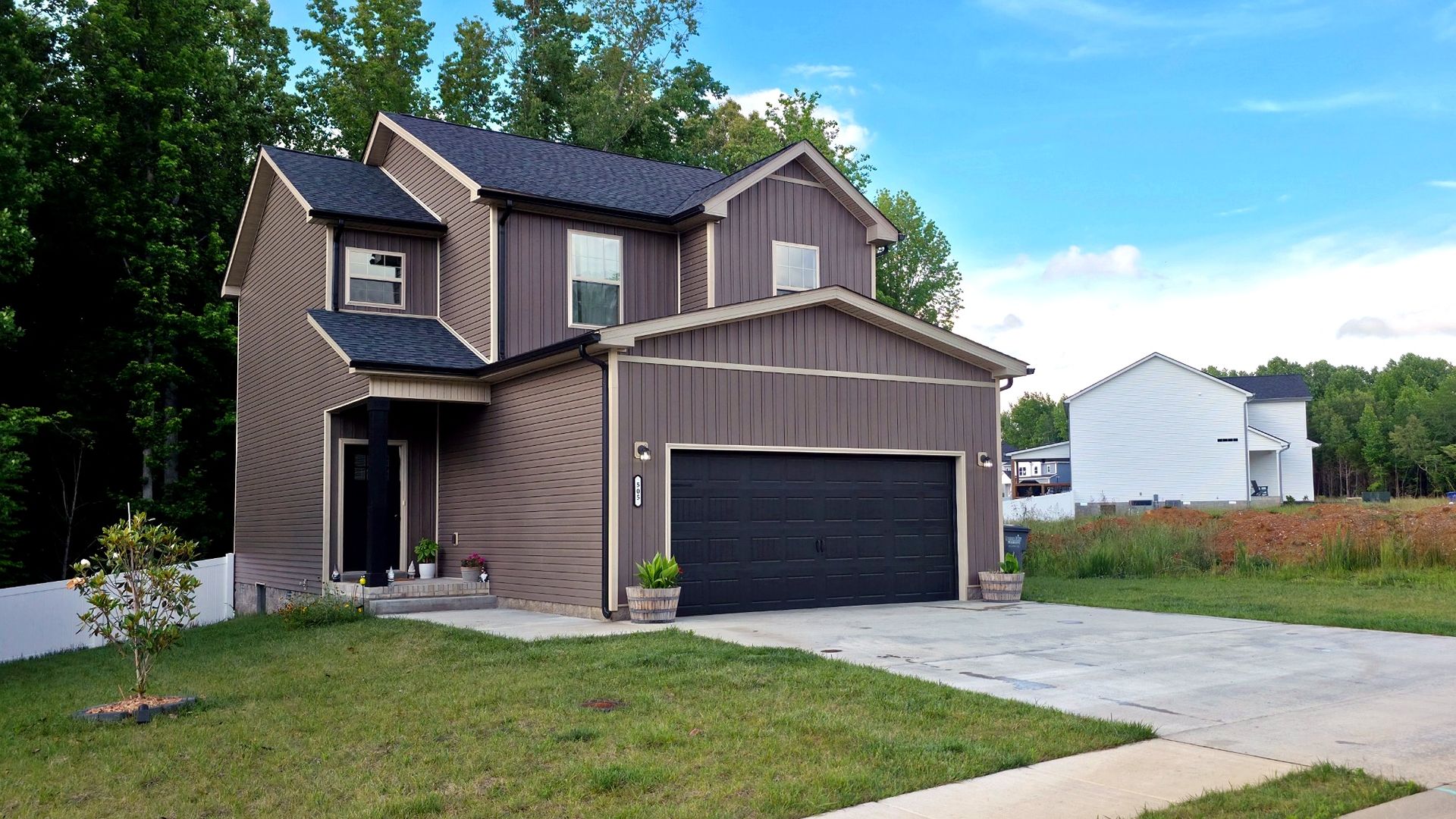 Clarksville House: 505 Canyon View Court