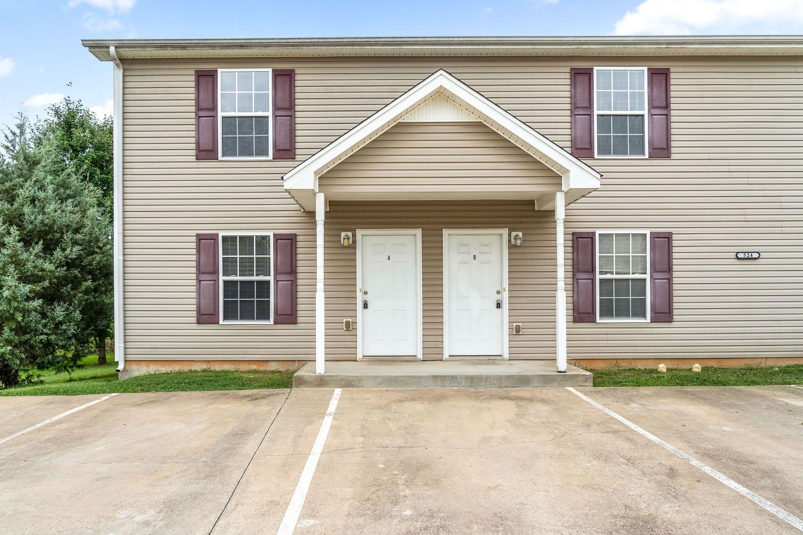 Clarksville Apartment: 524 Patriot Park