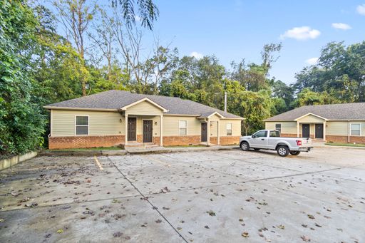 800-B Martin Street, Clarksville, TN 37040 – photo 1