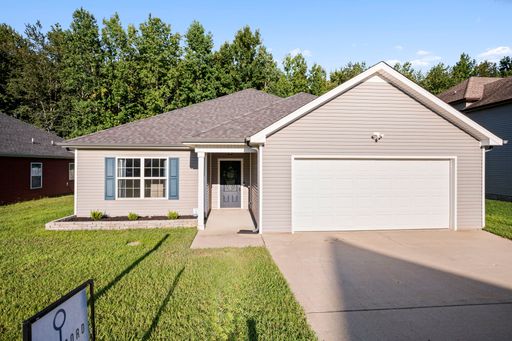 Spacious Home with a Stunning Kitchen & Cozy Fireplace! – photo 1