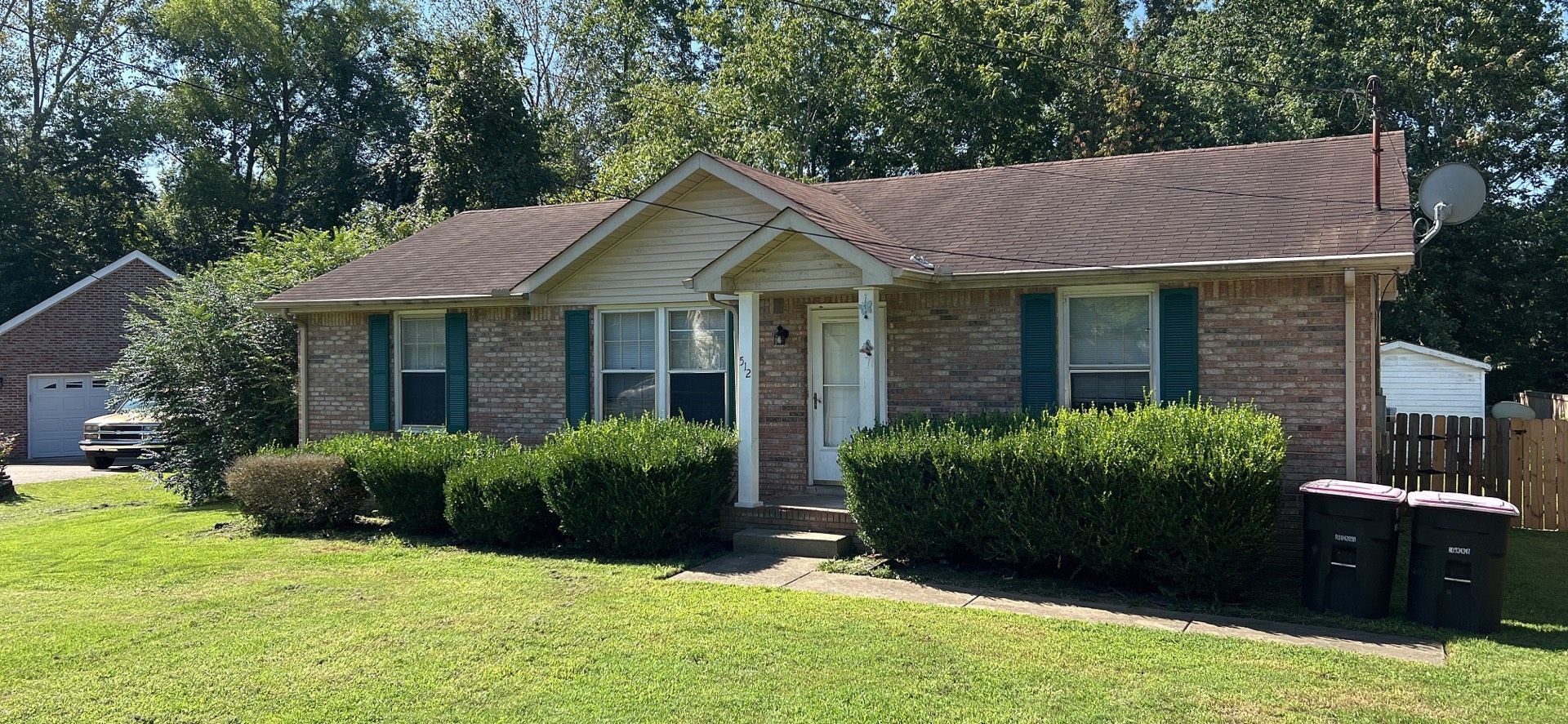 Clarksville House: 512 Mallory Drive