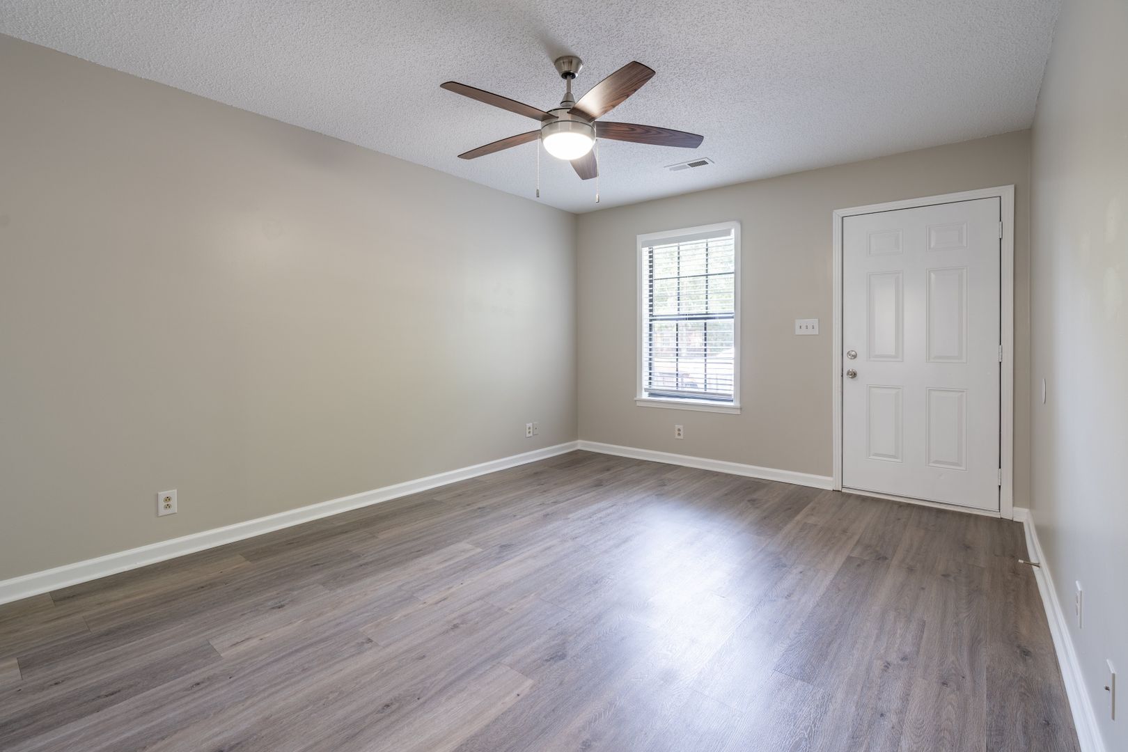 139 Darlene Drive, Unit A, Clarksville, TN 37042 4 of 12